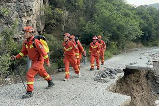 亚历山大：现在的雷霆三少无法与前辈相比 我们只是努力变得更好